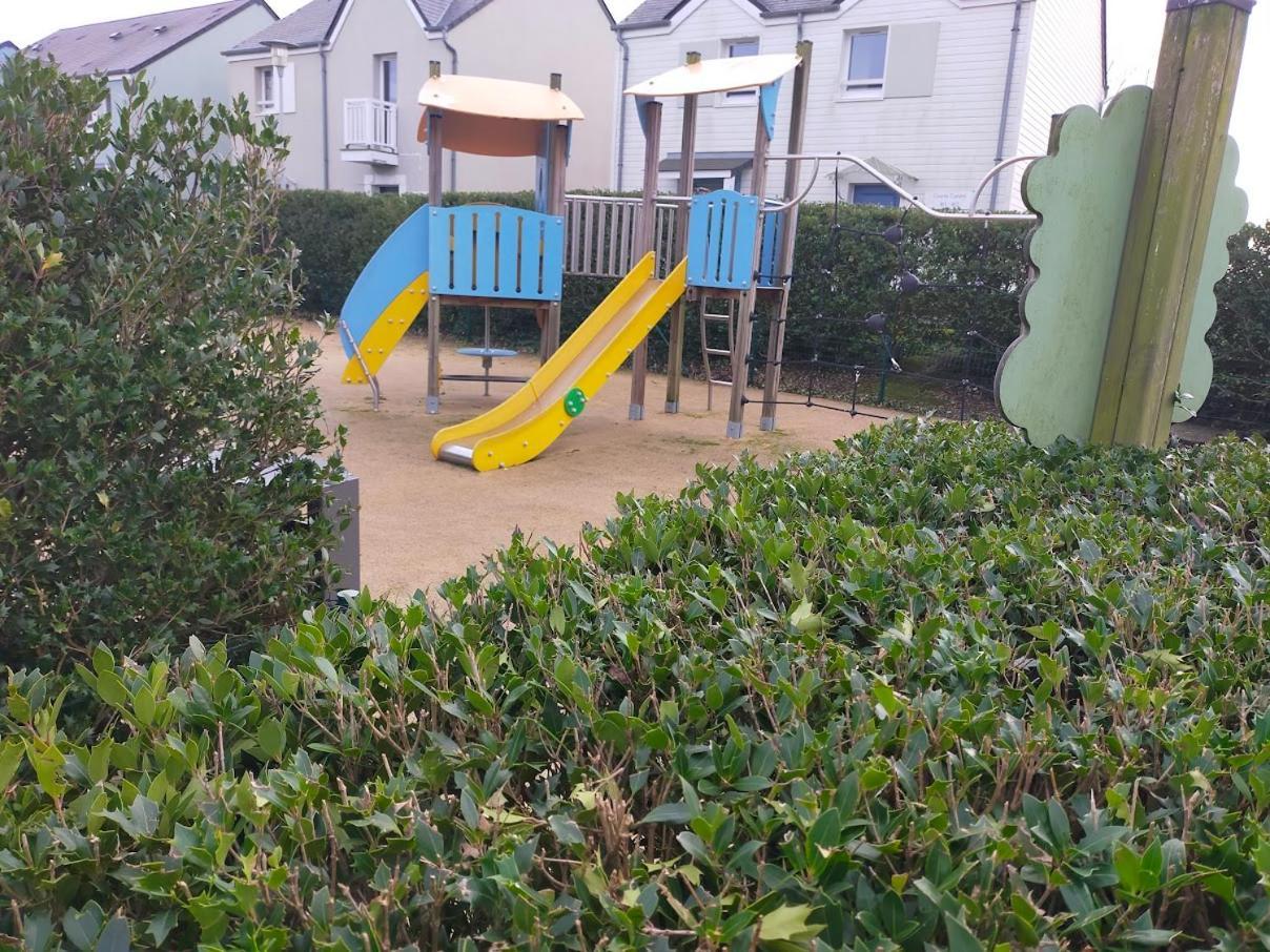 Le 501 F2 De Plain-Pied Avec Terrasse Apartment Courseulles-sur-Mer Exterior foto