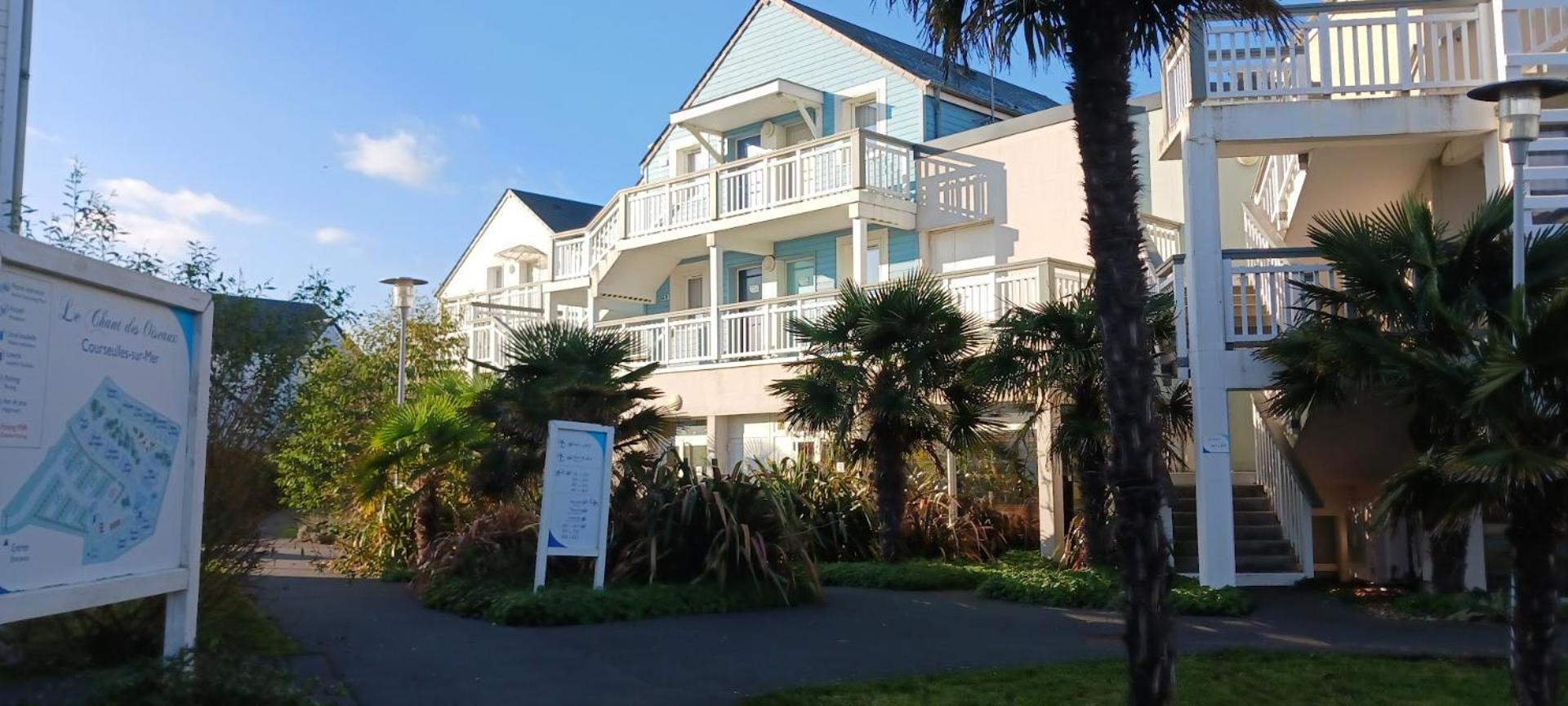 Le 501 F2 De Plain-Pied Avec Terrasse Apartment Courseulles-sur-Mer Exterior foto