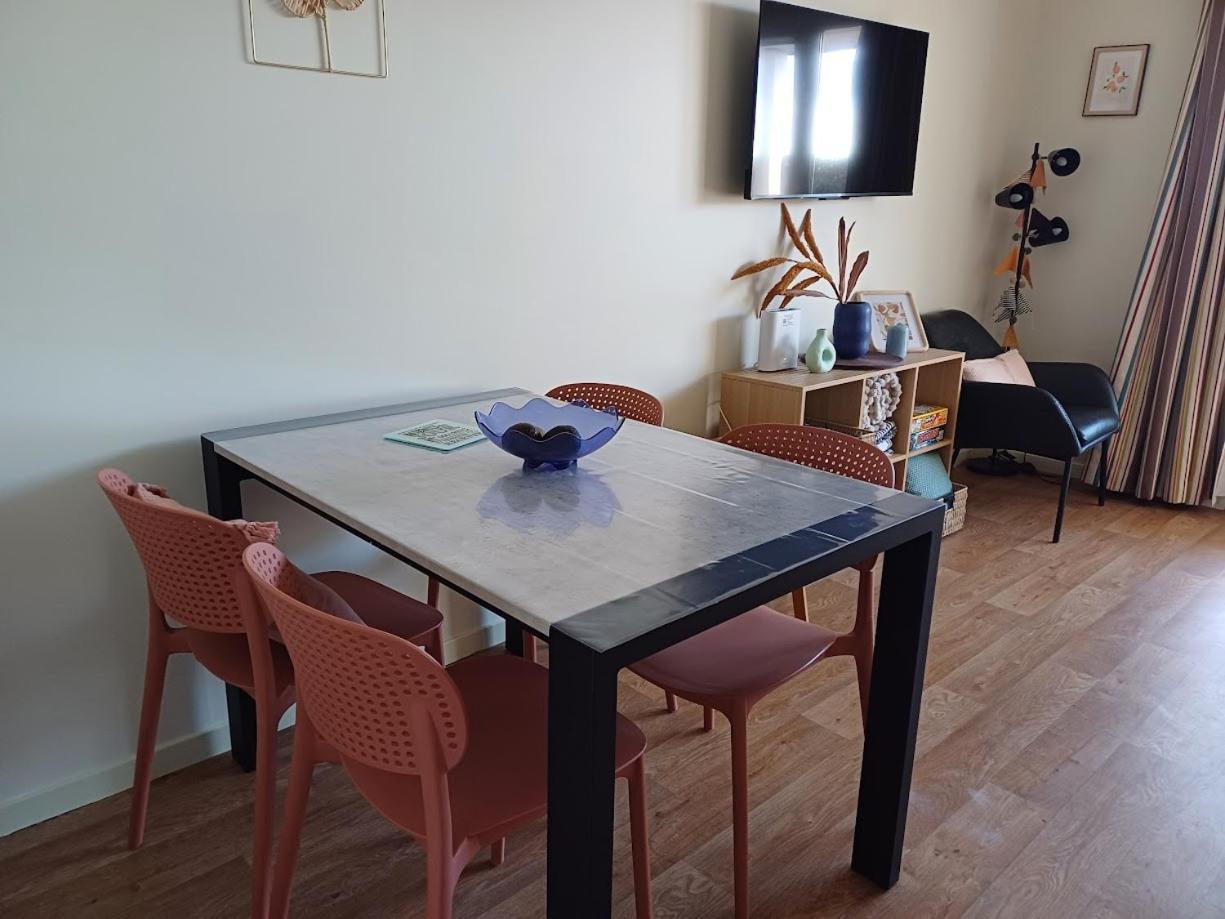 Le 501 F2 De Plain-Pied Avec Terrasse Apartment Courseulles-sur-Mer Exterior foto
