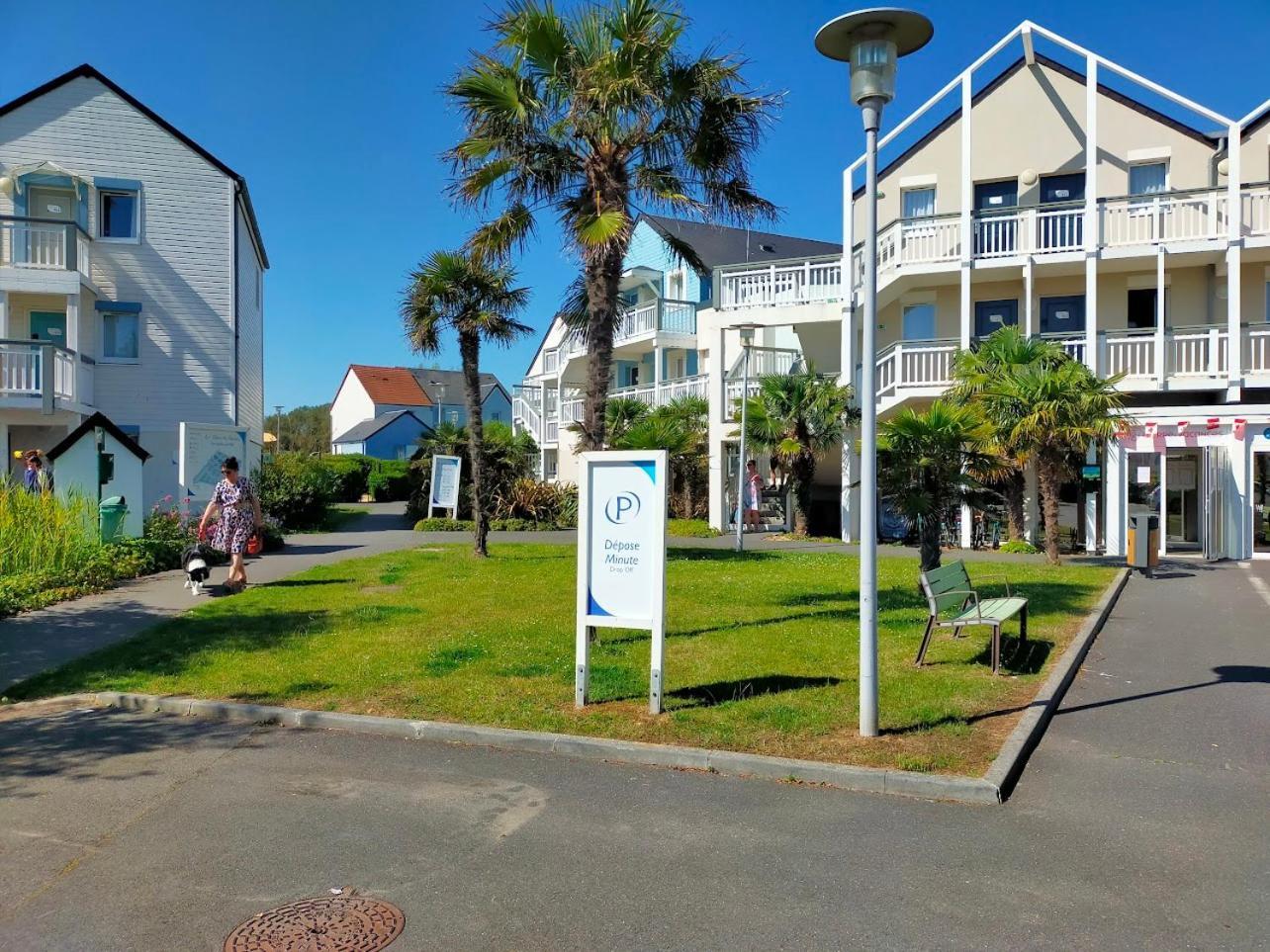 Le 501 F2 De Plain-Pied Avec Terrasse Apartment Courseulles-sur-Mer Exterior foto